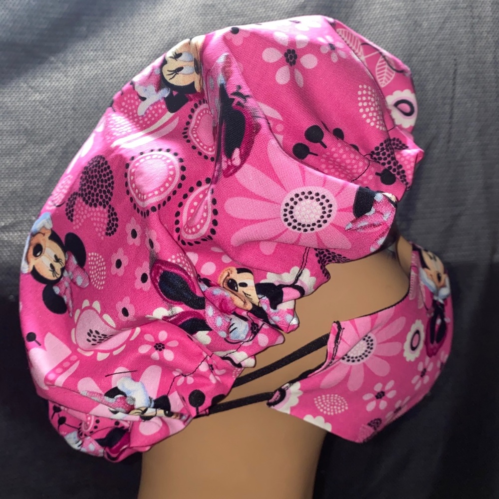 Mine mouse mask and bonnet set